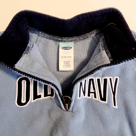 Old Navy Track Suit Baby - Picture 5 of 8